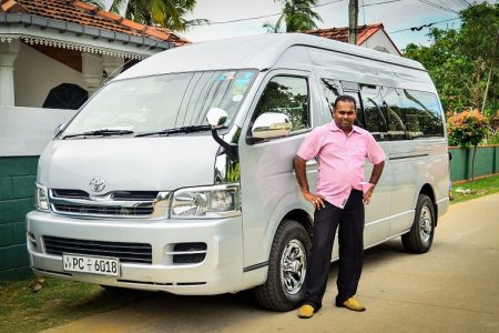 Transport to Giza pyramids and Egyptian museum and Khan Bazaar 8 hours