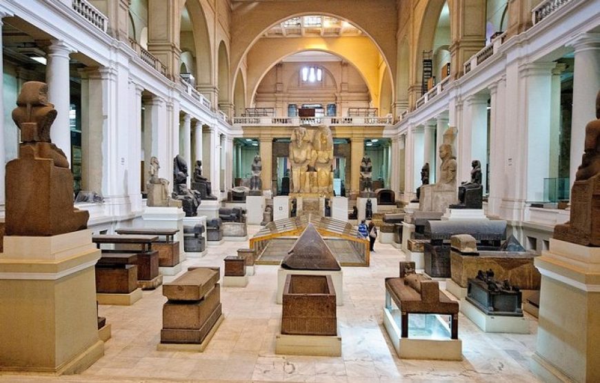 Transport to Egyptian Museum and citadel and khan Bazaar 8 hours