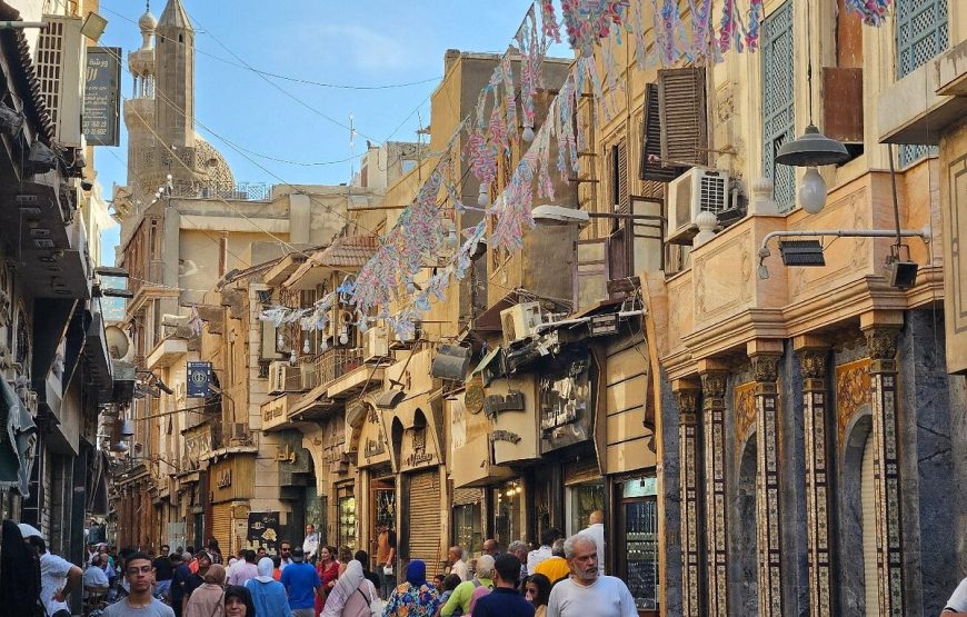 Transport to Khan El Khalil Bazaar and EL Moez Street 8 hours