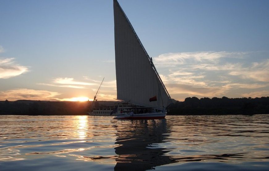 Transport to Egyptian museum and flucca sailboat in the Nile 8 hours