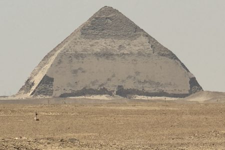 GIZA PYRAMIDS MEMPHIS SAKKARA DAHSHOUR PYRAMIDS DAY TOUR