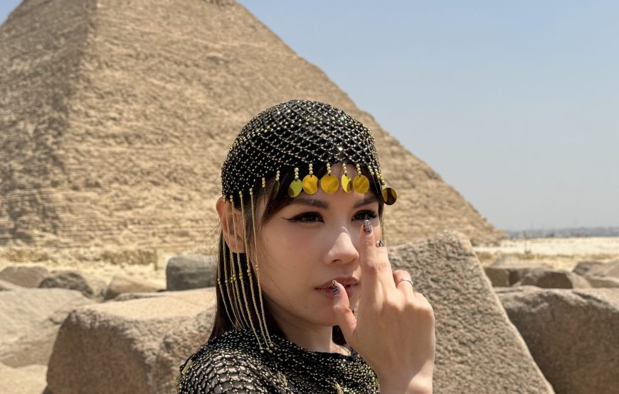 Half day Giza pyramids & sphinx (Car + Guide)