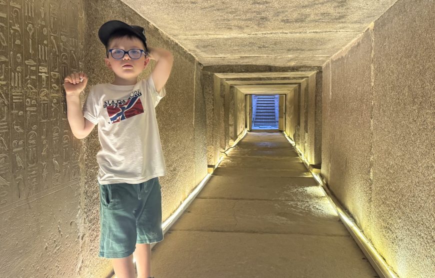 Sakkara Memphis Dahshour Day tour (Car + Guide)