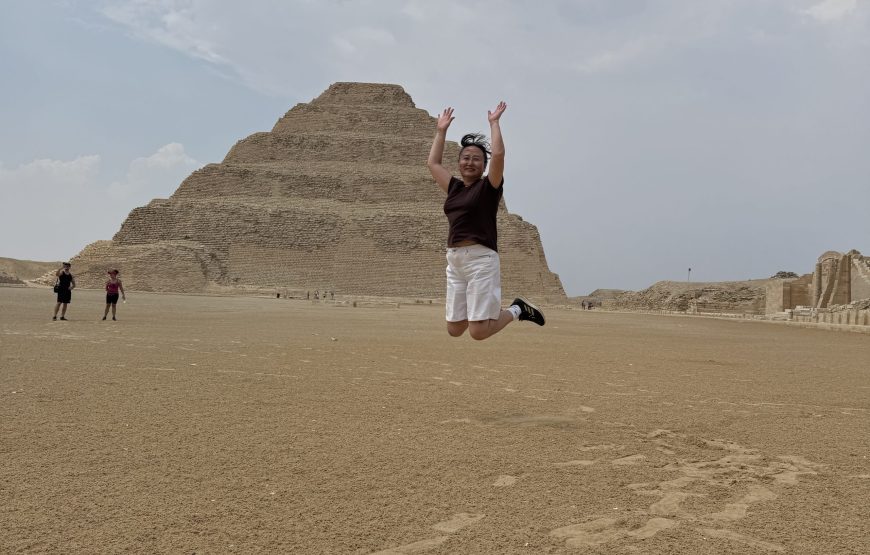 Sakkara Memphis Dahshour Day tour (Car + Guide)