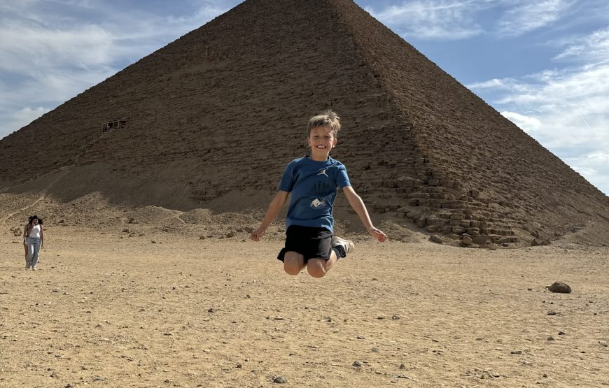 Sakkara Memphis Dahshour Day tour (Car + Guide)