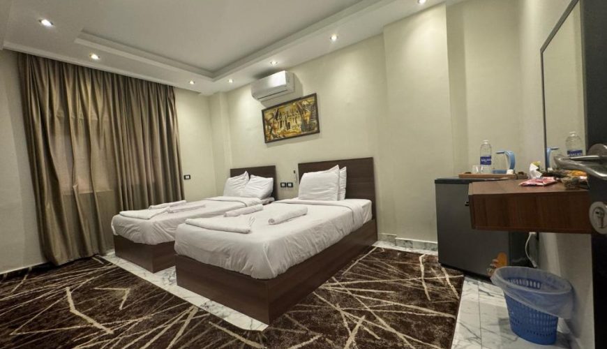 Twin Room with Bath