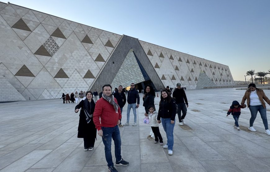 Discover Cairo in 2 Nights with Pyramids & Grand Egyptian Museum Tour