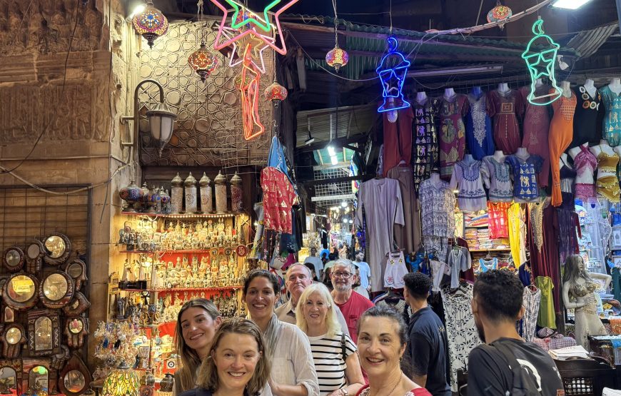 Khan El Khalil Bazaar and EL Moez Street Half Day (Car + Guide)