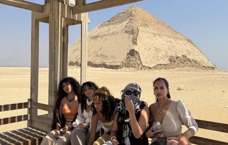 GIZA PYRAMIDS MEMPHIS SAKKARA DAHSHOUR PYRAMIDS DAY TOUR (Car + Guide + lunch)