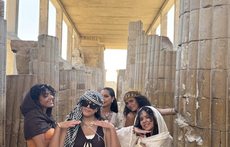 GIZA PYRAMIDS MEMPHIS SAKKARA DAHSHOUR PYRAMIDS DAY TOUR (Car + Guide + lunch)