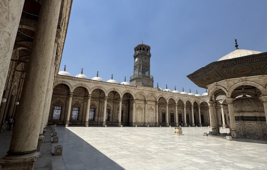 Egyptian Museum and Citadel and old Cairo (Car + Guide + Ticket)